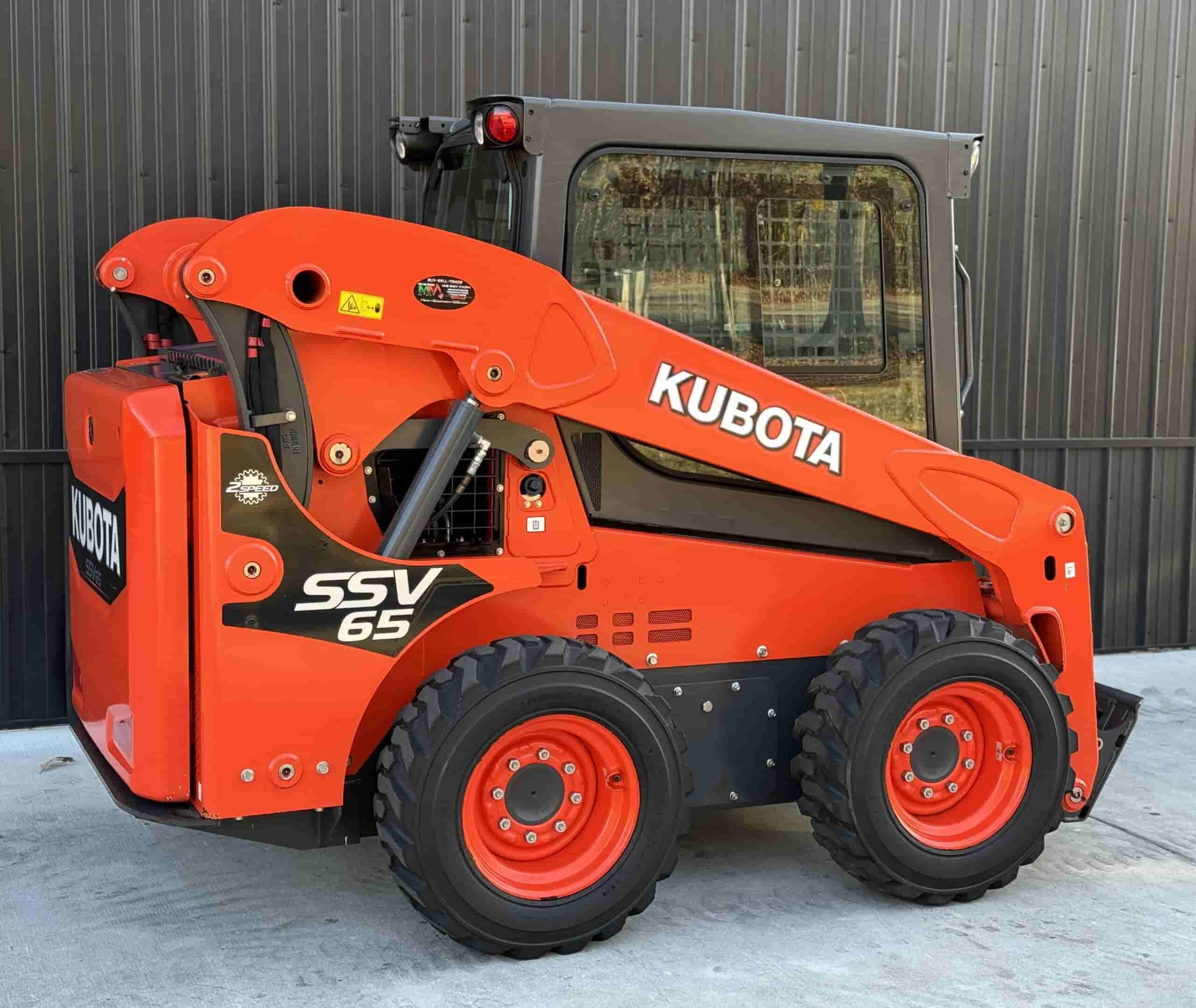 2018 KUBOTA SSV65
